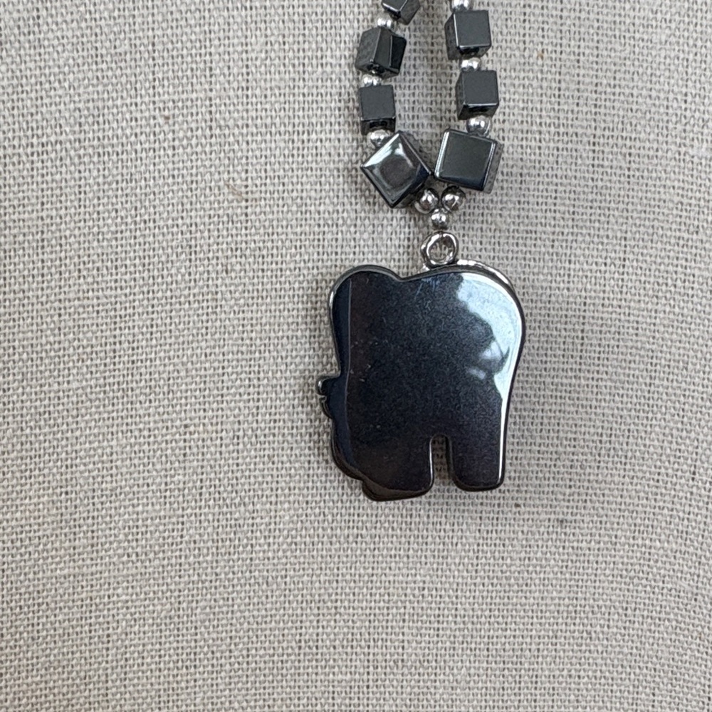 Hematite Carved Elephant Pendant Beaded Necklace Trunk Up Silver Tone - Picture 4 of 9